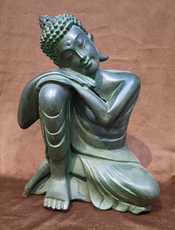 Picture of buddha resting